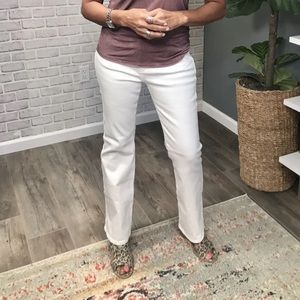 Judy Blue Jeans Women's 3XL White Mid Rise Bootcut